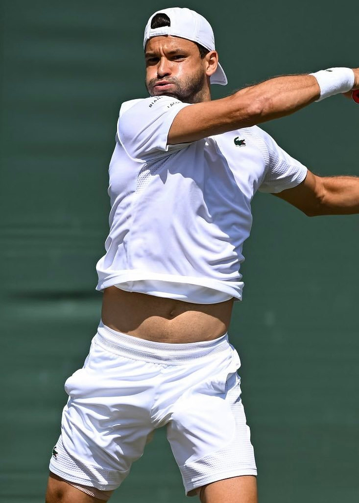 包含温网绝杀澳网，兹维列夫统治全场的词条