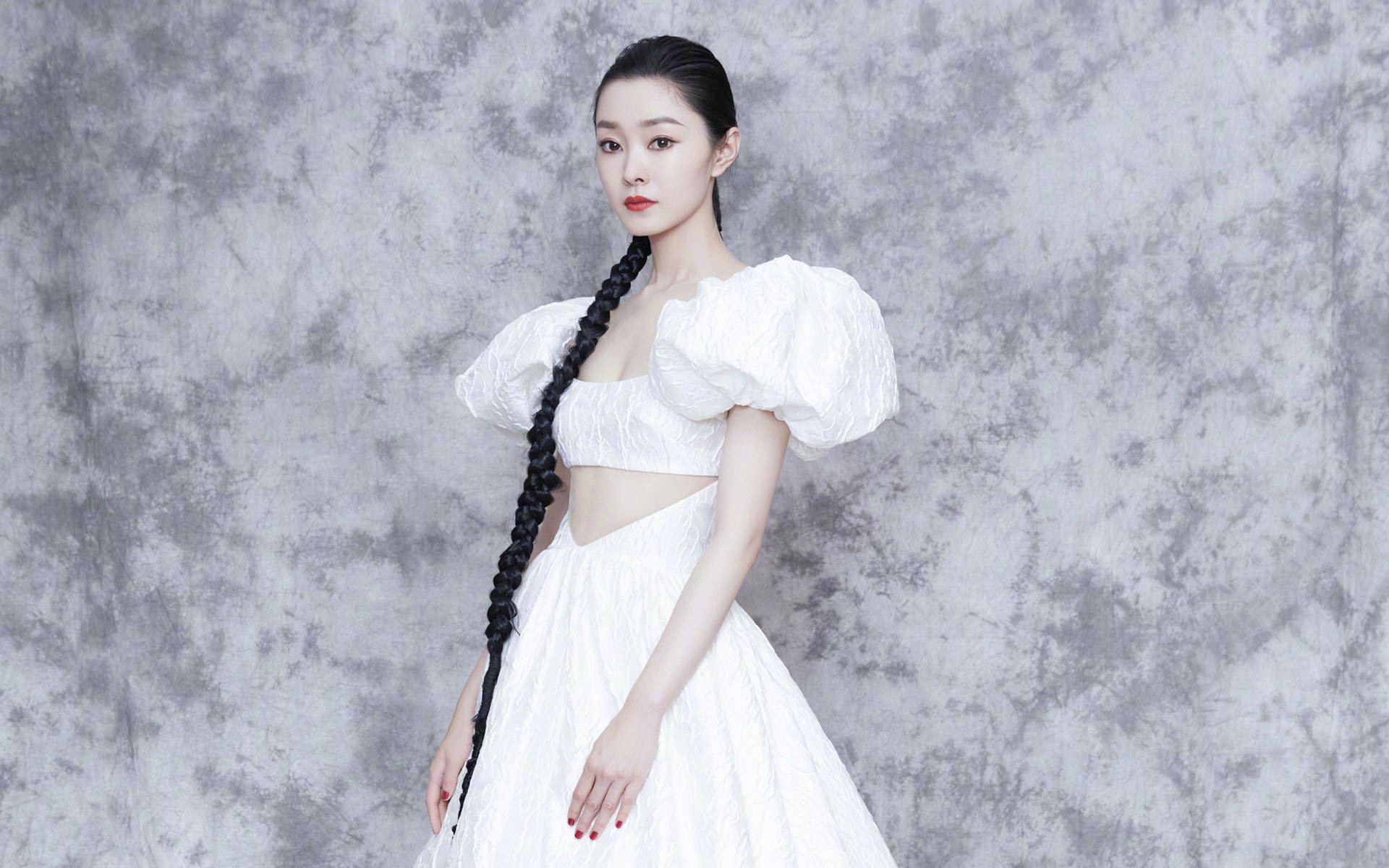 巴格达的沙与马德里的光,当世界边缘对阵绿茵宇宙的中心