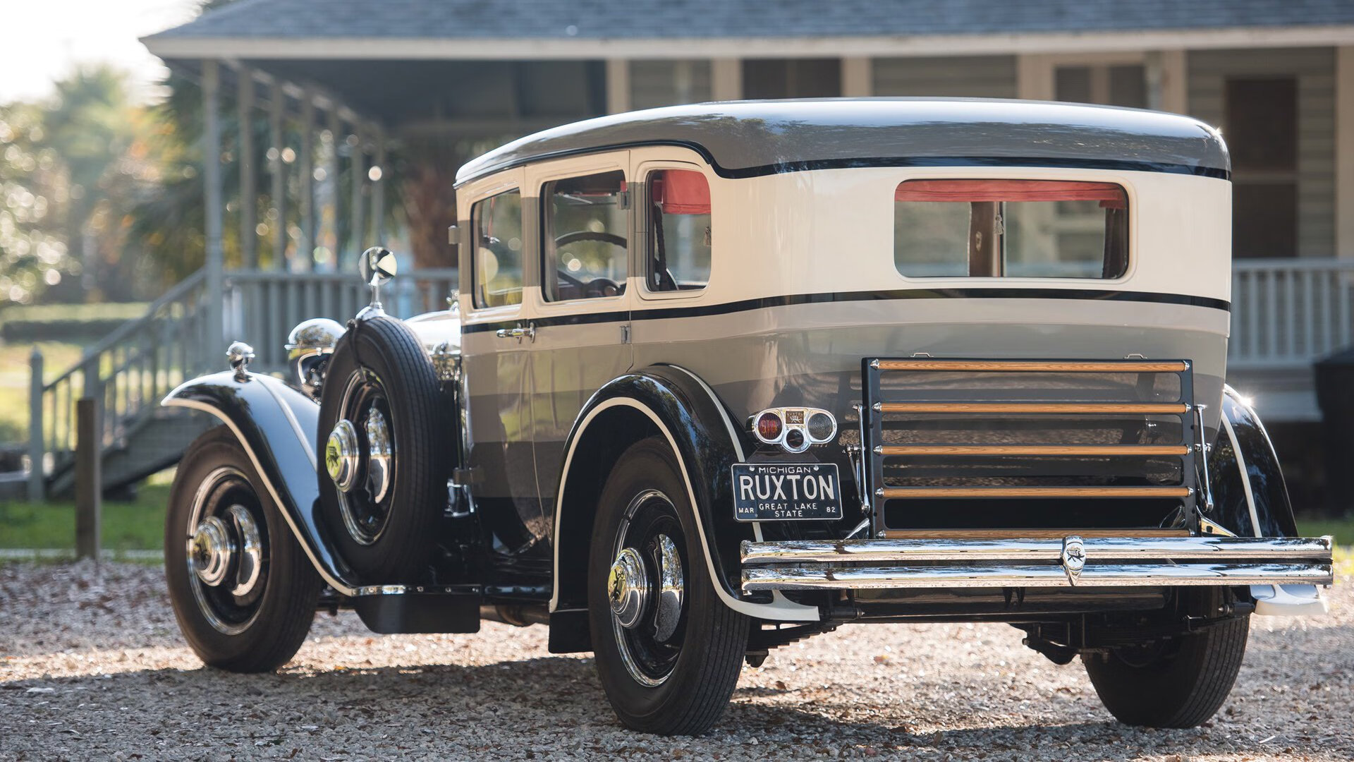 跨界共鸣，英超争冠夜的利拉德时刻